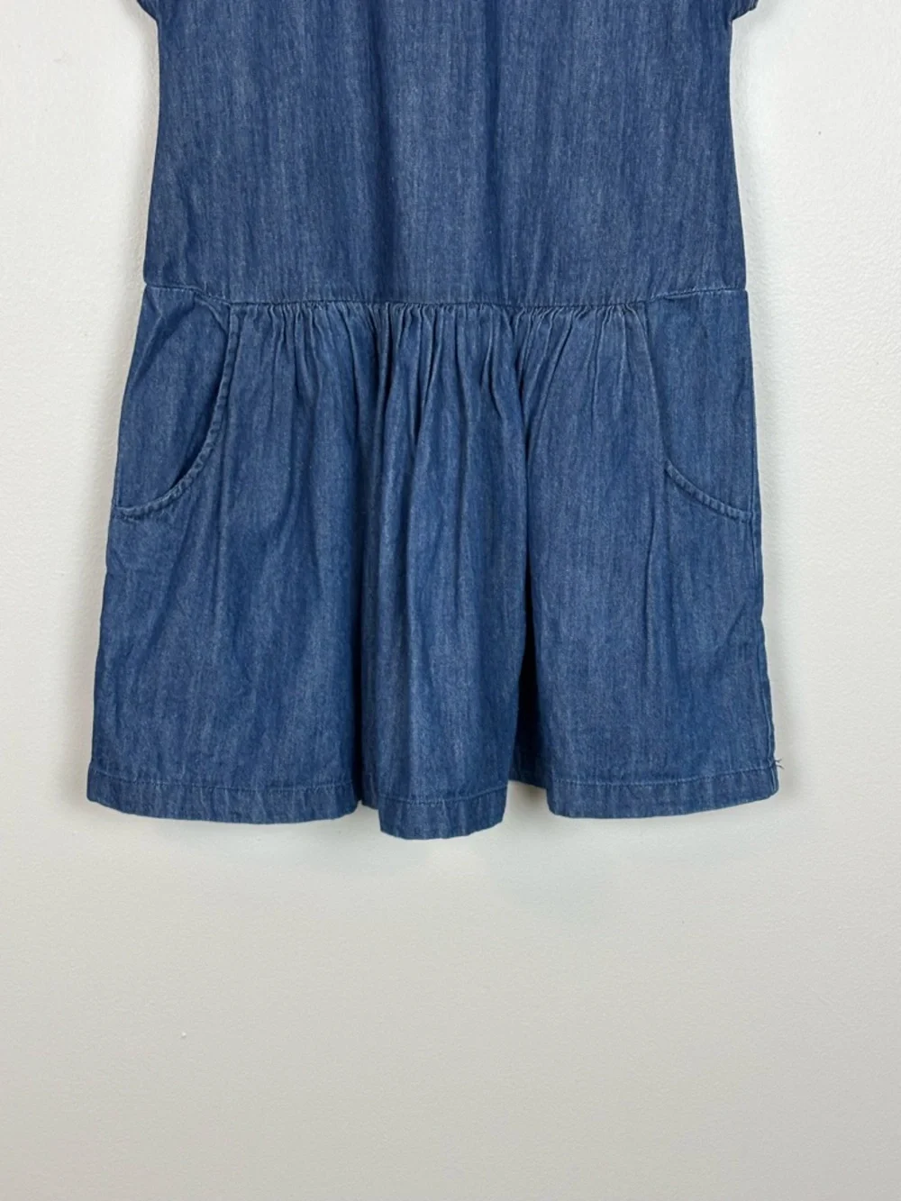 Hanna‎ Andersson Dress Girls 110 US 5 Blue Play Alot Denim Chambray Button Back